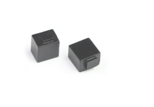 Etiqueta RFID de Cerámica Miniaturizada Anti-Metal 4x4x3mm